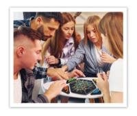 Bild von Totally Trendy Geometry Chess - Schach Puzzle